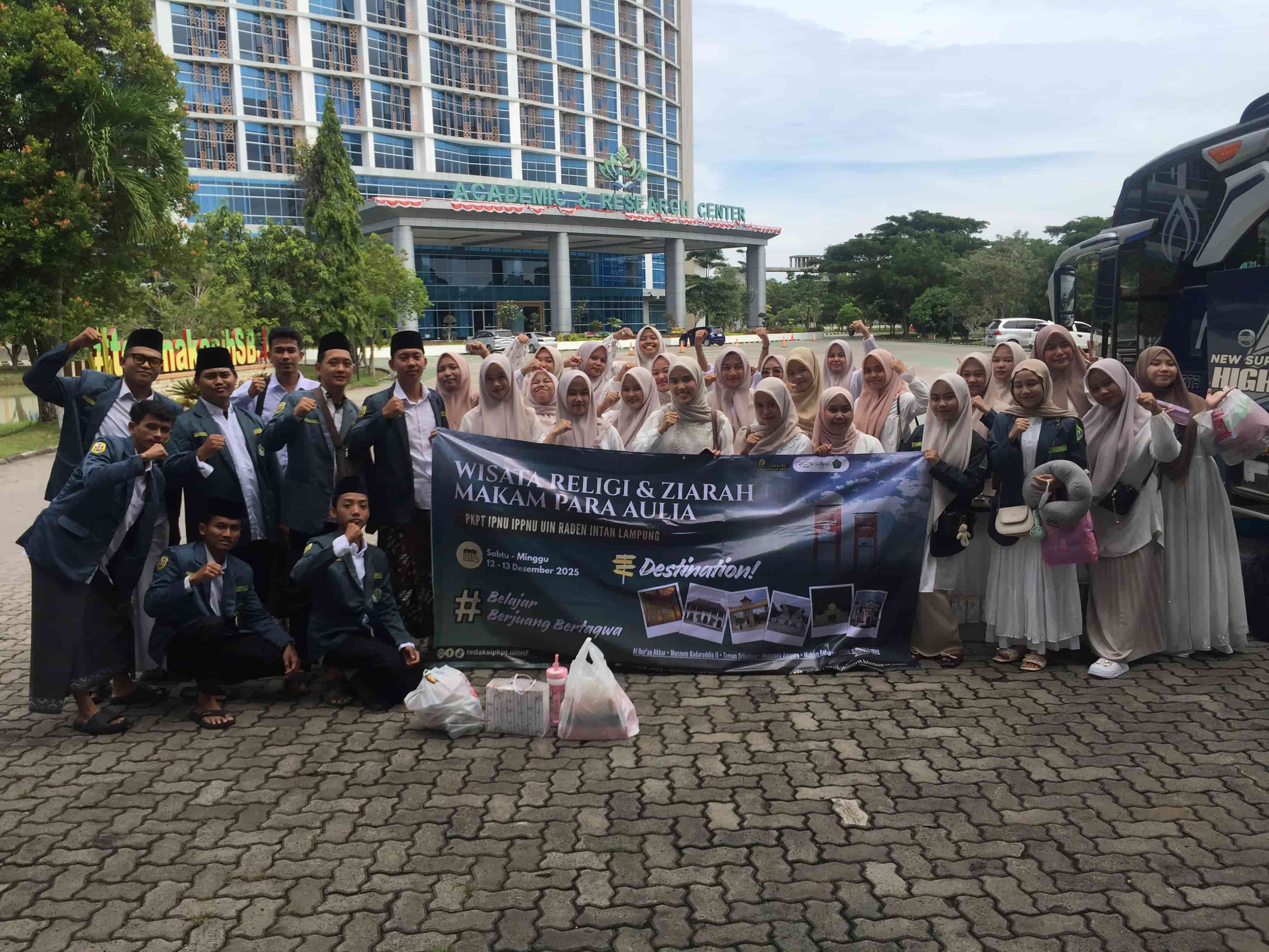 Pengabdian masyarakat